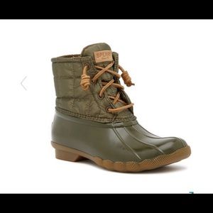 💕SPERRY SHINY QUILTED DUCK BOOT! NWOB💕